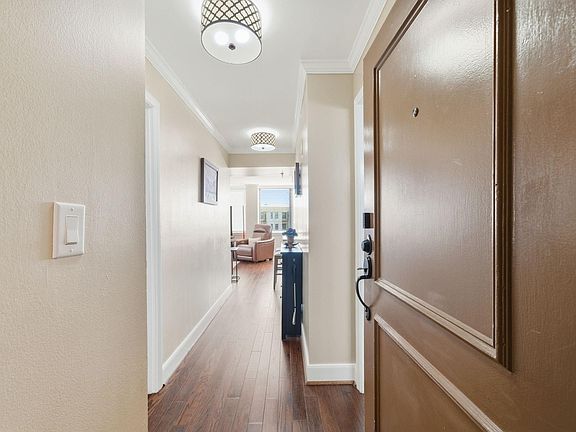 3rd image of 3525 Sage Rd APT 909