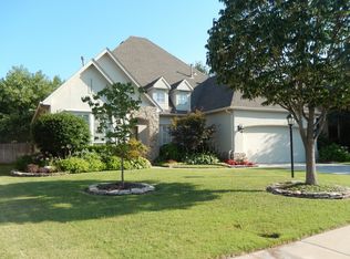 6916 E 84th St, Tulsa, OK 74133