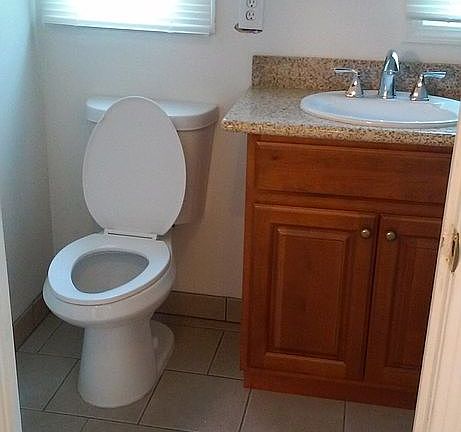 4th image of 1011 E Clinton Ave