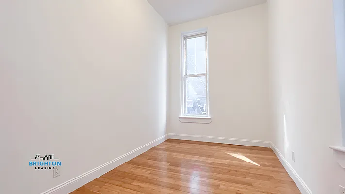 Rented by Brighton Management | media 10