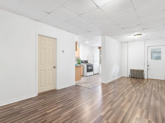 3rd image of 332 Ege Ave
