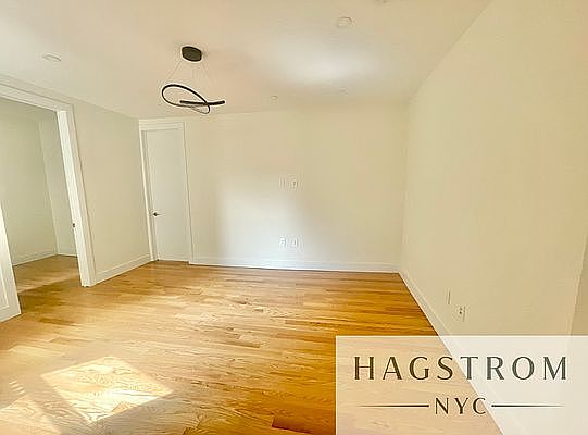 5th image of 392 S 5th St #8A