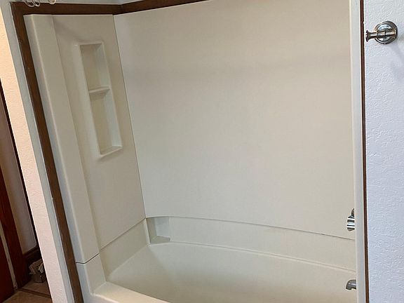 2nd image of 1808 S Wenona Ave #1/2
