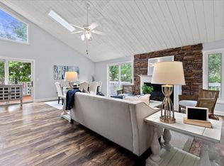 6270 Norwood Ln N, Maple Grove, MN 55369