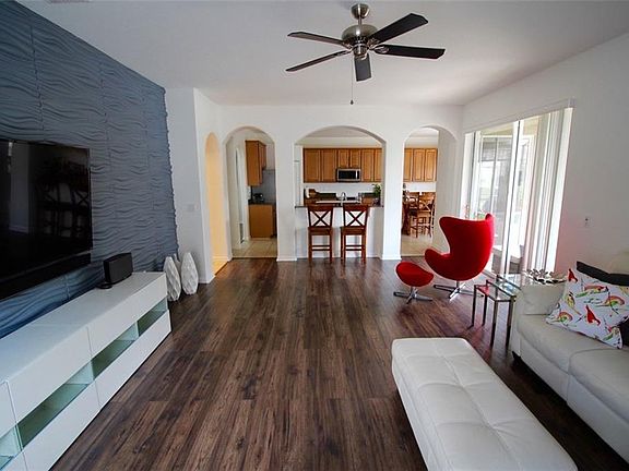 2nd image of 575 Fairhaven Dr