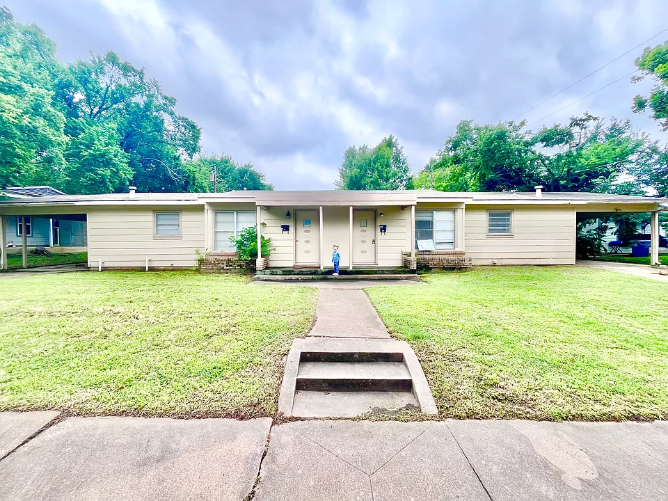 109 Vandenburg Dr #A