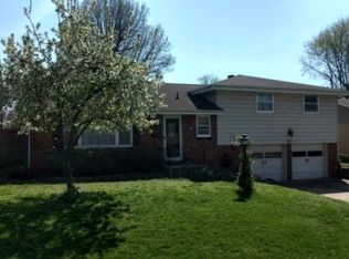 2144 E Monroe Ter, Springfield, MO 65802