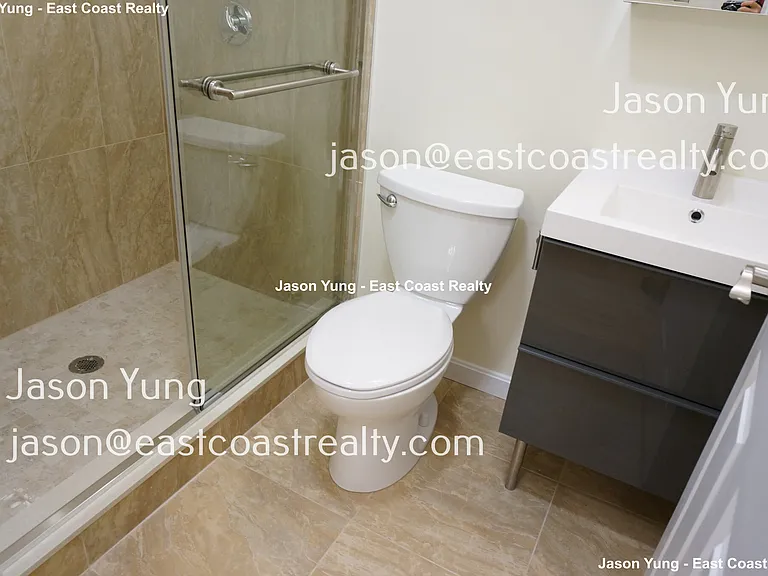 1032 Commonwealth Ave #2 — Photo 8