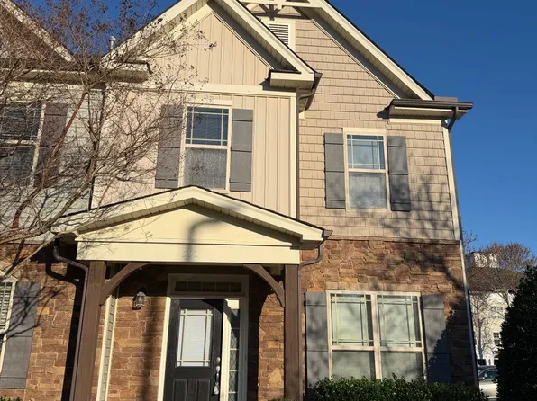 553 Matheson Pl, Cary, NC 27511