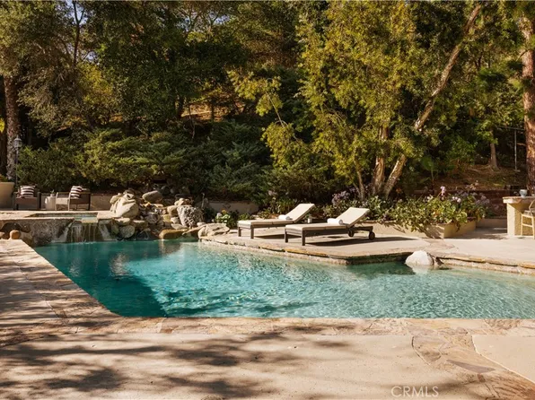 4134 Towhee Dr, Calabasas, CA 91302