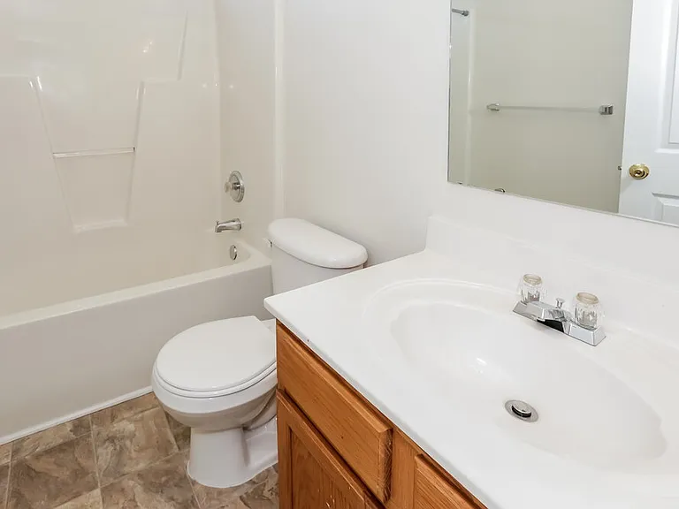 2722 Forest Grove Ct — Photo 21