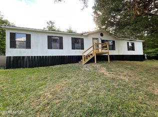 110 3rd St, Corryton, TN 37721