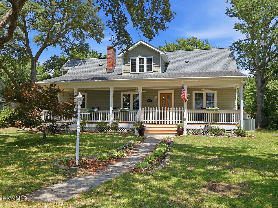 1st image of 114 Noyes Avenue