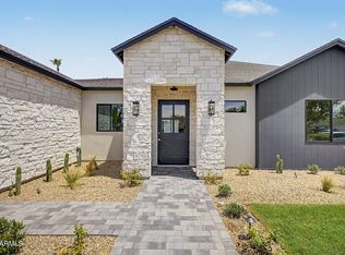 3210 E OREGON Avenue, Phoenix, AZ 85018