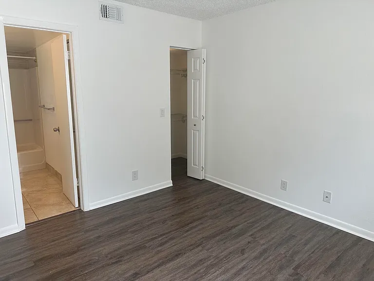 21915 Lake Forest Cir #106 — Photo 17