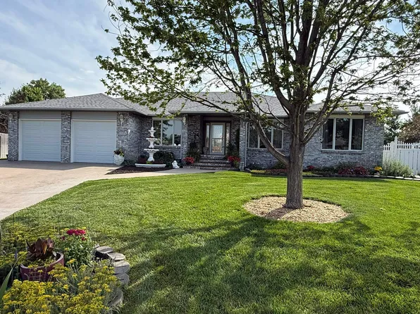 2609 Tanglewood St, Great Bend, KS 67530