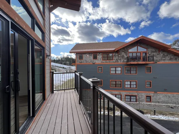 239 Skimobile Road #302, Conway, NH 03860