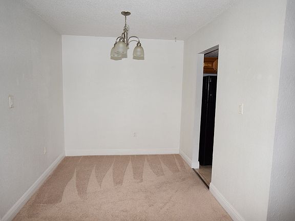 4th image of 4723 S Texas Ave #C