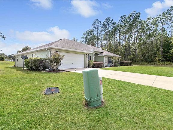 3rd image of 269 Lake Diamond Ave