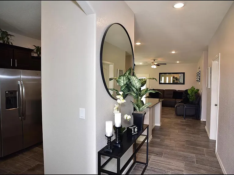 1016 Seahawk Pl — Photo 19