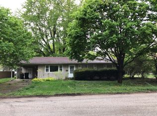 112 S College St, Macomb, IL 61455