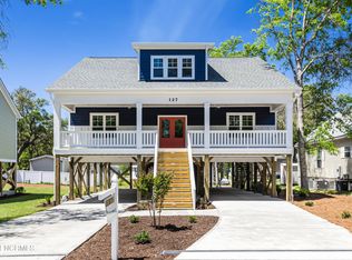 127 NE 79th St, Oak Island, NC 28465