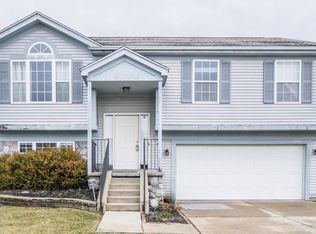 7391 Muirfield Dr, Ypsilanti, MI