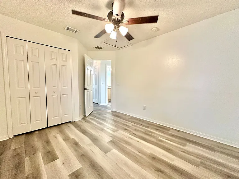 2871 Lockwood Blvd — Photo 19