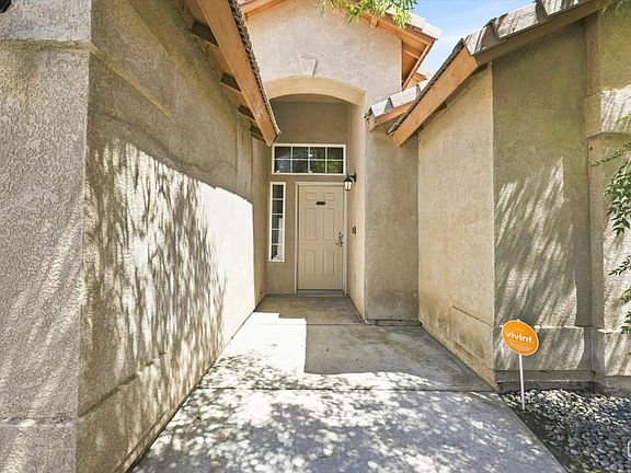 3rd image of 2303 Trentino Ave
