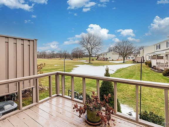 5th image of 3004 E River Rd