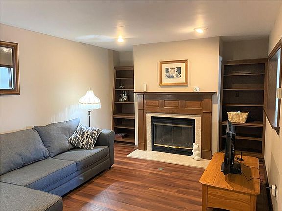 3rd image of 9750 Revere Way