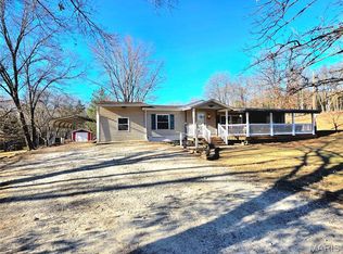 481 Family Rd, Saint Clair, MO 63077