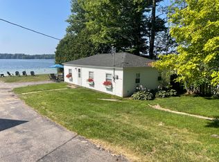 9321 N Long Lake Rd #2, Traverse City, MI 49685