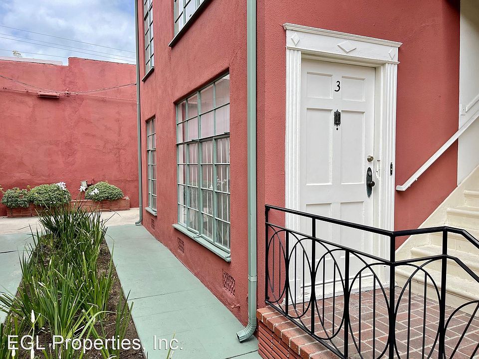 1st image of 5317 Russell Ave APT 3