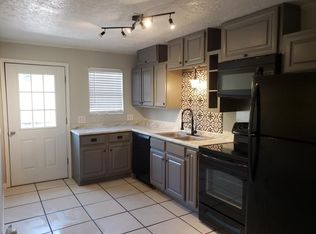 101 Parrish St #B, Martin, TN 38237
