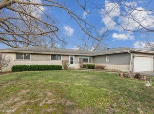 12N262 Westview St, Elgin, IL 60124