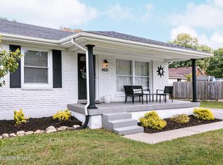 3615 Pinecroft Dr, Louisville, KY 40219