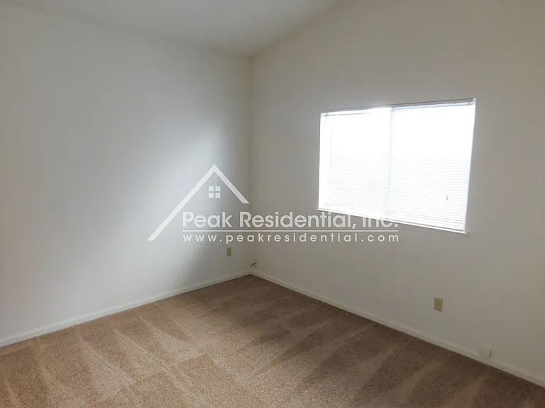 18 Smokey Leaf Ct — Photo 13