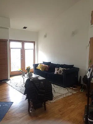 Rented by Chartwell Manhattan Realty | media 31