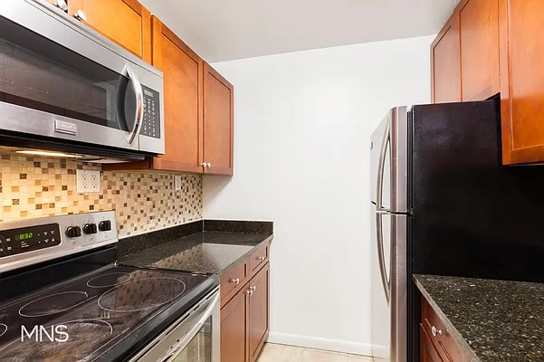 Rented by MNS Marketing | media 10