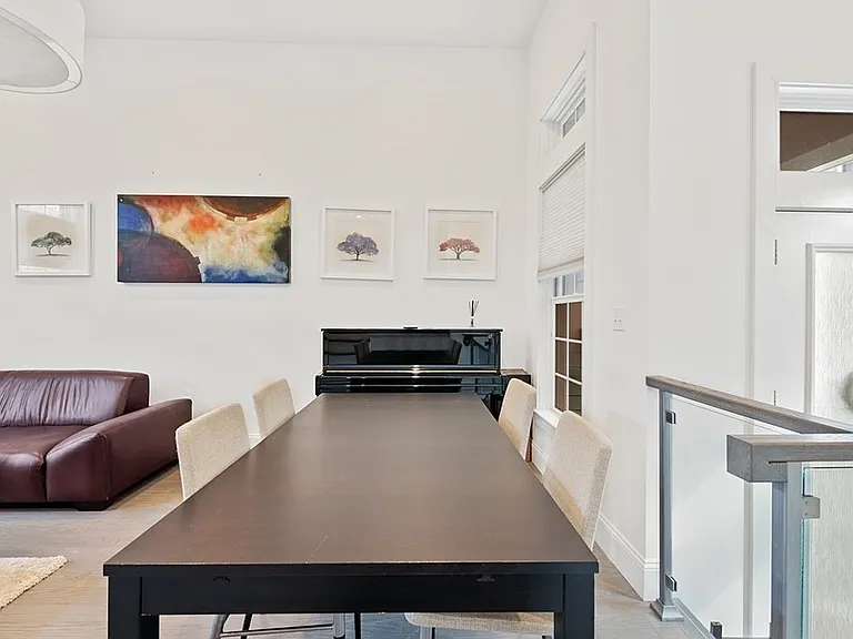 39 Elmwood St #3 — Photo 14