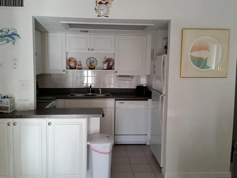2700 Ocean Shore Blvd #512 — Photo 8