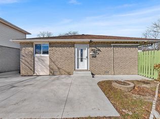 1345 Bentcliffe Ct, Windsor, ON N8S 4L2