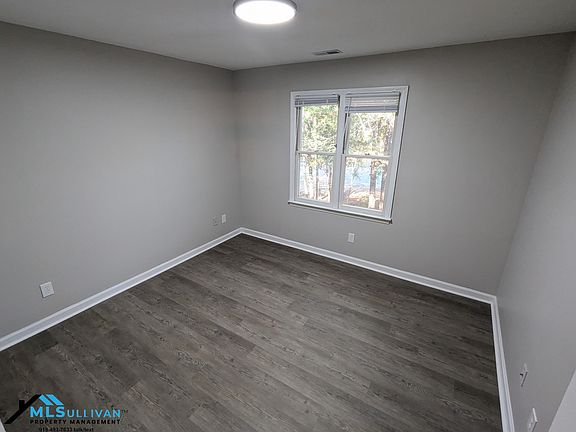 5th image of 4424 American Dr