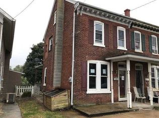 557 W Market St, Marietta, PA