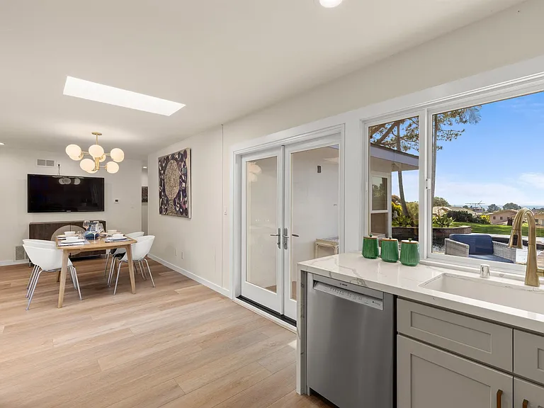14186 Half Moon Bay Dr — Photo 14