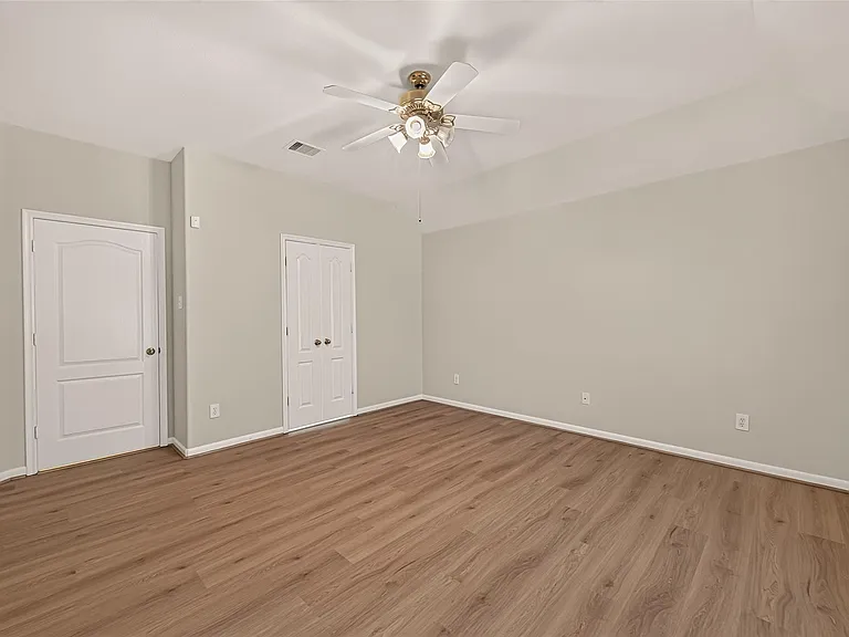 4823 Grand Chateau Ln — Photo 28