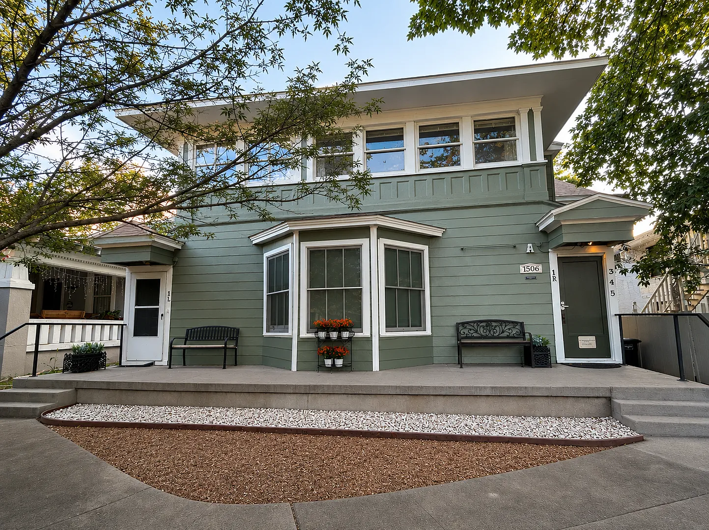 1506 Hurley — Photo 3