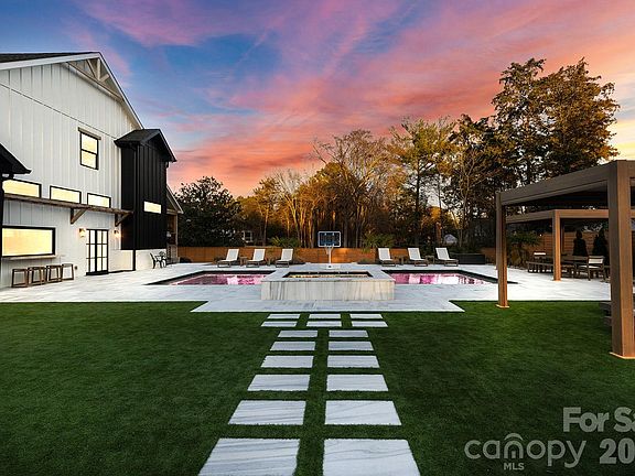 2nd image of 3207 Broadfield Rd