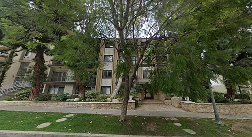 440 Veteran Ave Photo 1